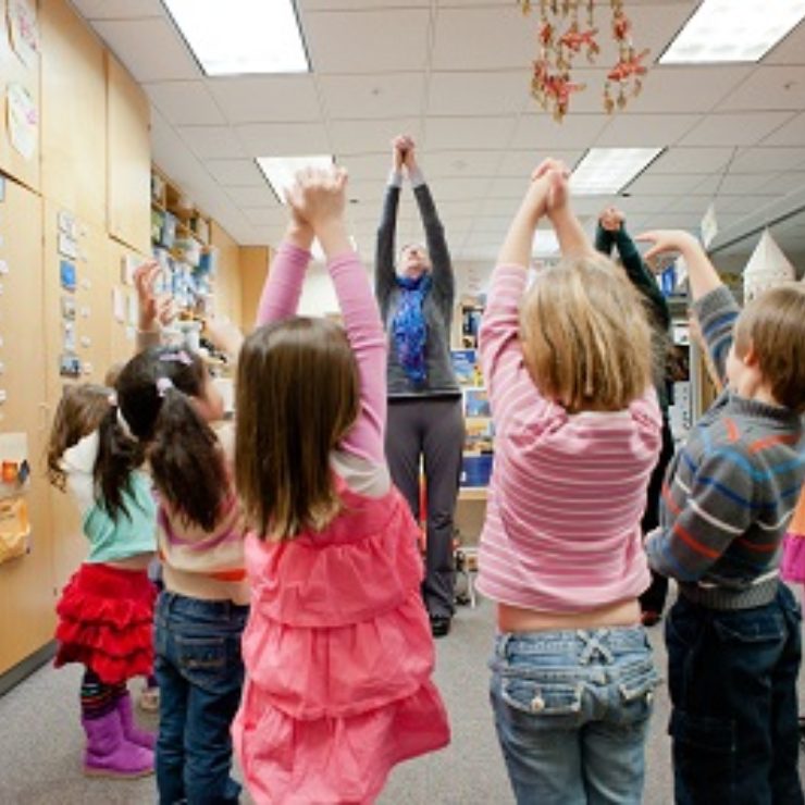 Chim Krakora  Studios Children In classroom